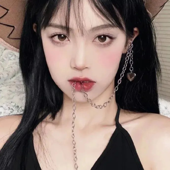 离婚后虐我的总裁找上门